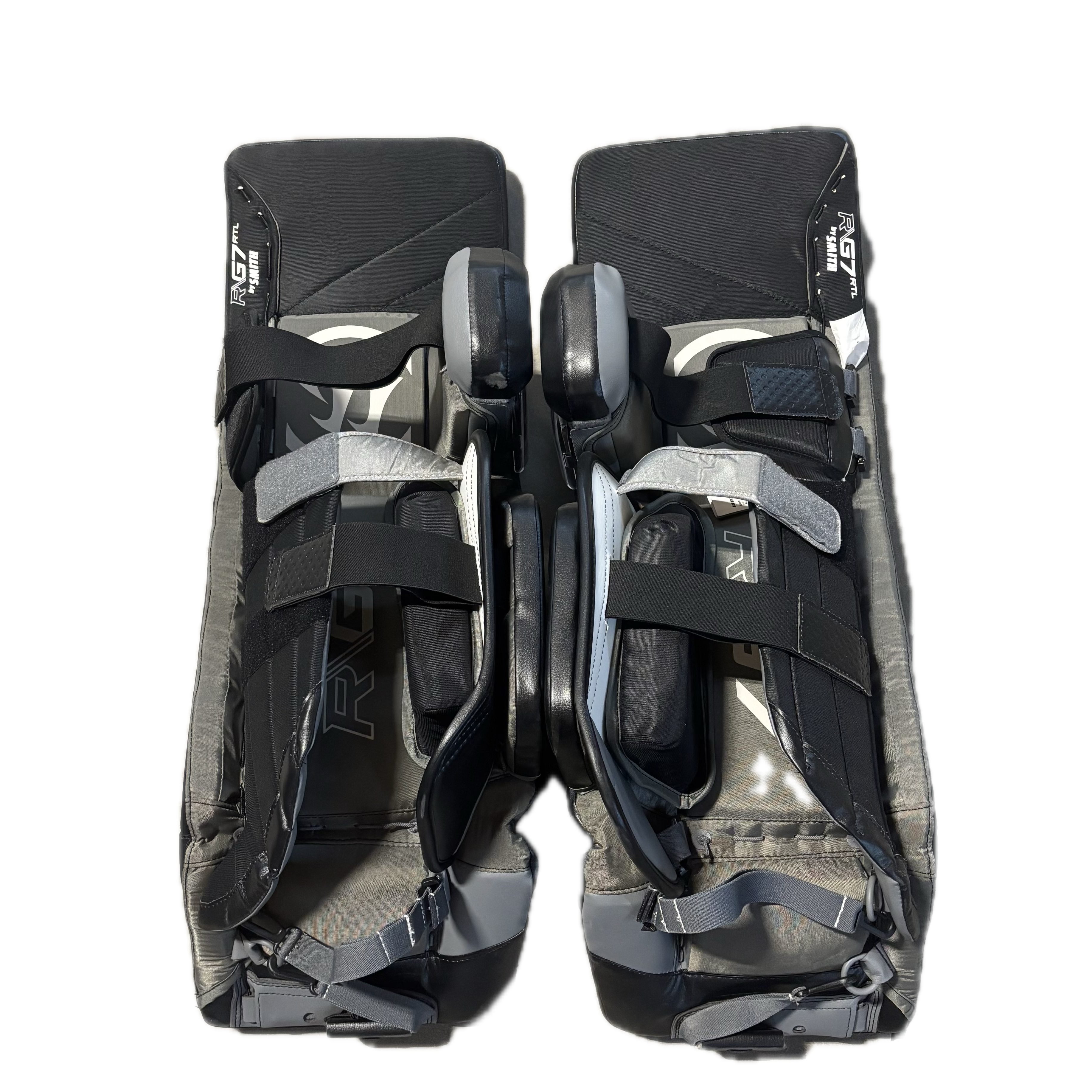 Warrior RG7 RTL - New Goalie Pad Set (Black)