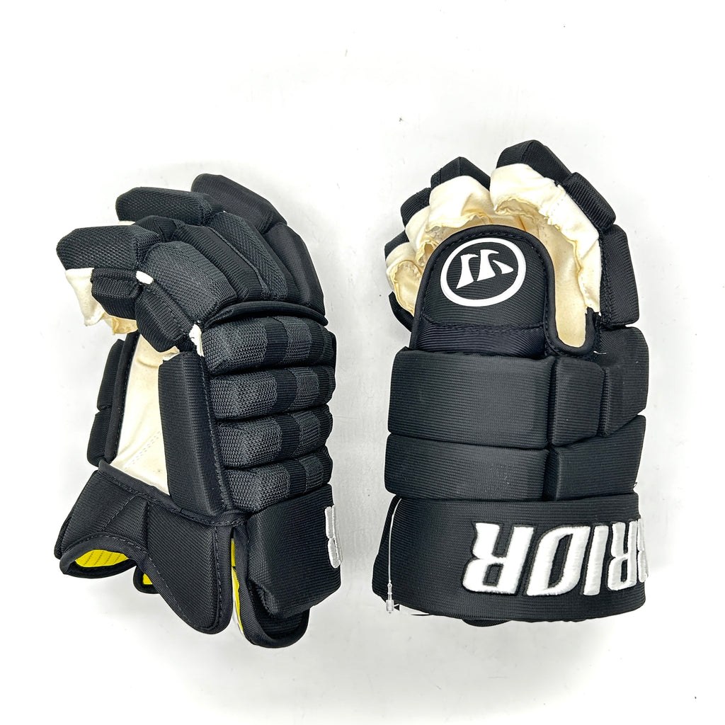 Warrior Alpha FR Pro - Pro Stock Hockey Glove (Black)