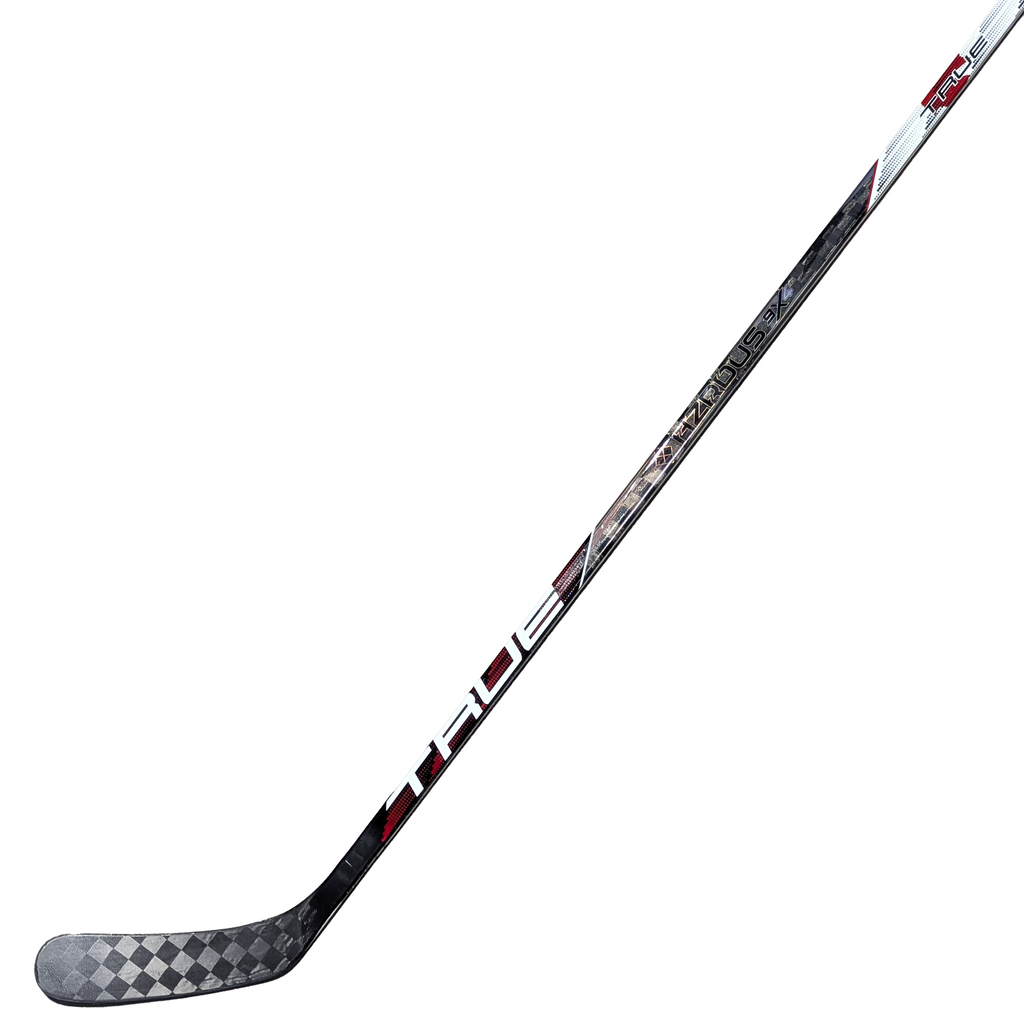 Natalie Spooner Pro Stock - True HZRDUS 9X4 *Team Canada Graphic*